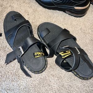 Size 10 dr martens sandals